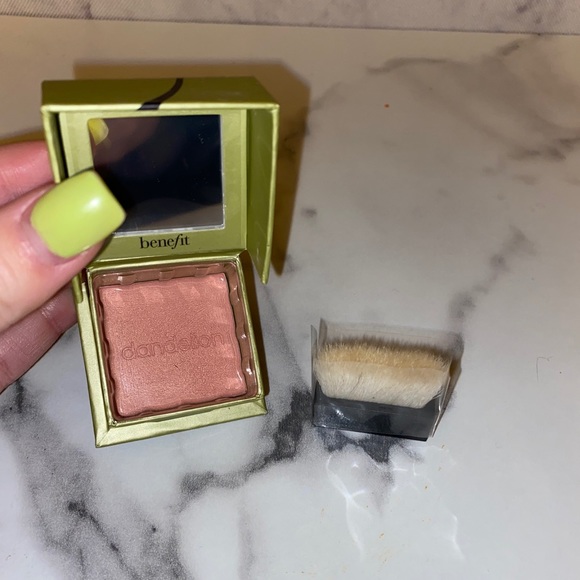 Benefit Other - Benefit Dandelion MINI boxed blush WITH BRUSH